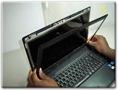 Замена экрана ноутбука Lenovo в Петергофе